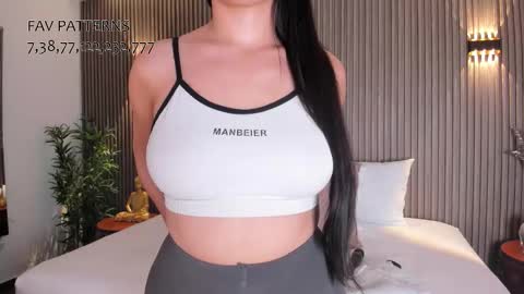 Snapshot of scarlett_model_ chatting on 09.13.25 Mon to Sat 545pm to 1030pm col online show from 09.13.25