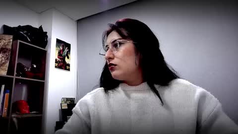 Snapshot of scarlett_sen chatting on 03.03.26 Mistress Scarlett online show from 03.03.26