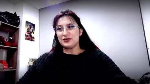 Snapshot of scarlett_sen chatting on 03.04.26 Mistress Scarlett online show from 03.04.26