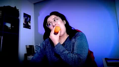 Snapshot of scarlett_sen chatting on 03.17.26 Mistress Scarlett online show from 03.17.26