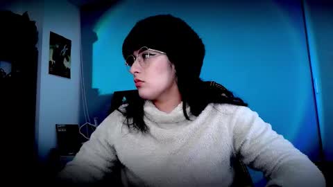Snapshot of scarlett_sen chatting on 03.18.26 Mistress Scarlett online show from 03.18.26