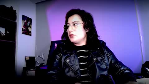 Snapshot of scarlett_sen chatting on 03.19.26 Mistress Scarlett online show from 03.19.26