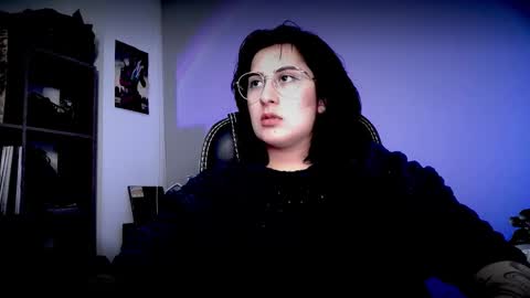 Snapshot of scarlett_sen chatting on 03.26.26 Mistress Scarlett online show from 03.26.26