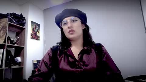 Snapshot of scarlett_sen chatting on 04.07.26 Mistress Scarlett online show from 04.07.26