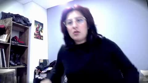 Snapshot of scarlett_sen chatting on 05.20.26 Mistress Scarlett online show from 05.20.26