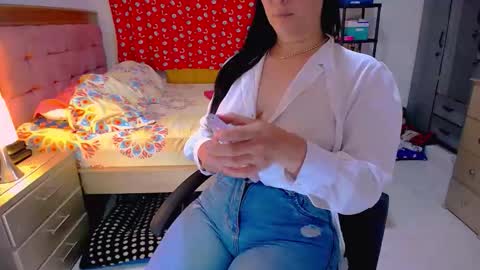 Snapshot of scarlett_sex2 chatting on 04.12.26 scarlet online show from 04.12.26