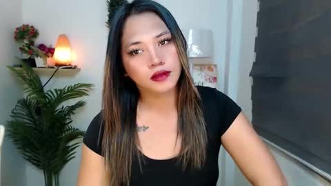 Snapshot of scarlett_sofia69 chatting on 09.18.25 online show from 09.18.25