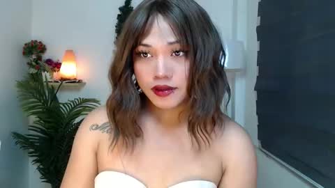 Snapshot of scarlett_sofia69 chatting on 10.14.25 online show from 10.14.25
