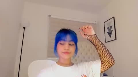 Scarleth  online show from 11.20.25