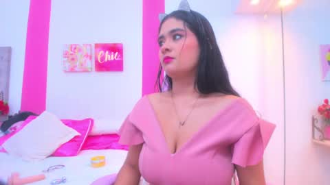 Scarlette  online show from 01.24.25