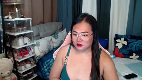 Snapshot of scarlette_adisson_69 chatting on 12.04.24 scarlette online show from 12.04.24