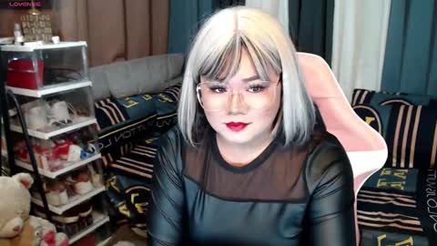 Snapshot of scarlette_adisson_69 chatting on 01.17.25 scarlette online show from 01.17.25