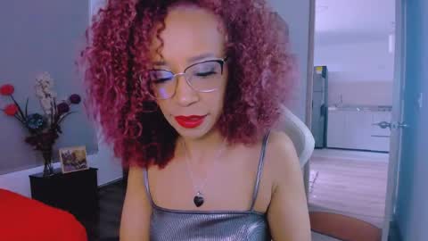 Snapshot of scarlettmalbec chatting on 03.31.26 Scarlett online show from 03.31.26