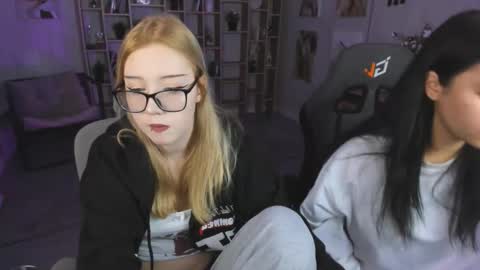 scarlettmurr online show from 10.13.25