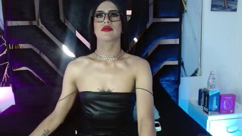 Scarlett online show from 11.27.25