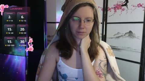 Scarlett online show from 04.10.26