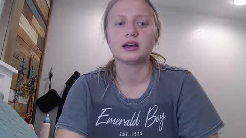 Snapshot of scartit chatting on 04.19.26 ScarTit Bernhard online show from 04.19.26