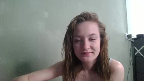 Snapshot of scented_elsa chatting on 04.29.26 Elsa online show from 04.29.26