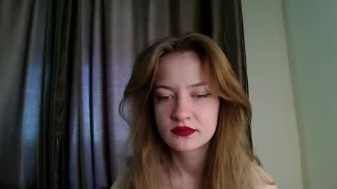 Snapshot of scented_elsa chatting on 05.29.26 Elsa online show from 05.29.26