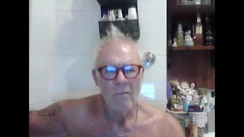 Snapshot of schizzodoro chatting on 09.19.25 schizzodoro online show from 09.19.25