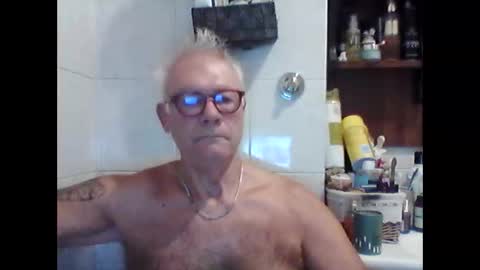 Snapshot of schizzodoro chatting on 09.29.25 schizzodoro online show from 09.29.25