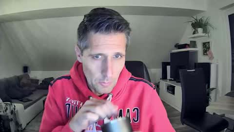 Dildomen online show from 11.10.25