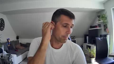Snapshot of schnuckigeil chatting on 06.24.26 Dildomen online show from 06.24.26