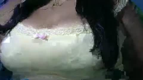 mai latina online show from 04.24.26