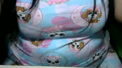 Snapshot of schoco_milf chatting on 06.17.26 mai latina online show from 06.17.26