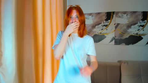 Snapshot of schoolg1rl chatting on 10.17.25 schoolg1rl online show from 10.17.25