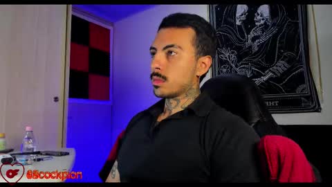 Alejandro help me to reach 200 thumps up online show from 10.25.25