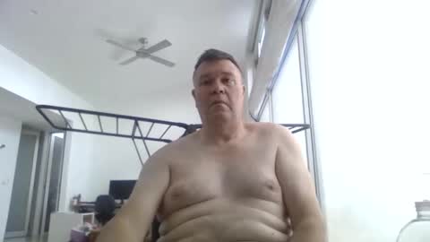 Snapshot of scoobs71 chatting on 10.01.25 Scoobs online show from 10.01.25