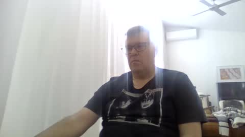 Snapshot of scoobs71 chatting on 06.11.26 Scoobs online show from 06.11.26