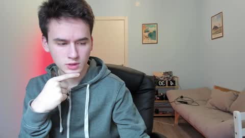 Thomas brunette and Alex blond online show from 02.03.25