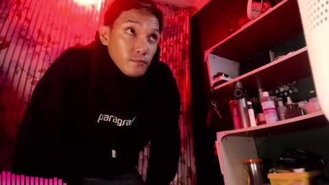Snapshot of scorphoenix chatting on 12.17.25 Not Angelo online show from 12.17.25