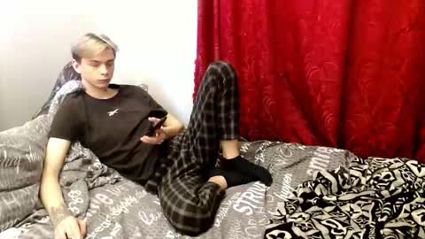 Snapshot of scorpion_250 chatting on 11.05.25 Scorpion 250 online show from 11.05.25