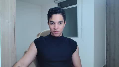 Snapshot of scott_brasher1 chatting on 01.08.25 Twitter Scott brasher1 Instagram Camiloestuardo2 online show from 01.08.25