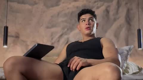 Andrew Flintt online show from 02.25.26