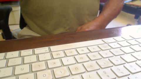 Snapshot of scottalone chatting on 03.04.25 Scott online show from 03.04.25