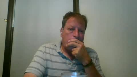 Snapshot of scottpbi52 chatting on 06.27.26 scottpbi52 online show from 06.27.26