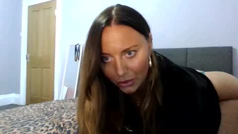 Scouse Lexi  online show from 01.11.26