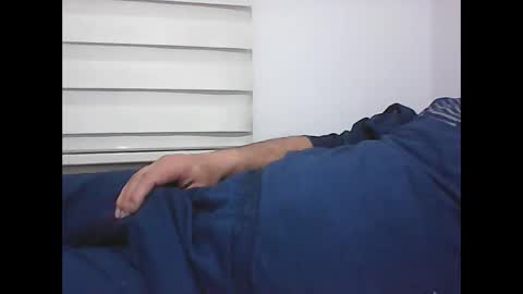 Snapshot of screw2 chatting on 02.01.26 Evren online show from 02.01.26