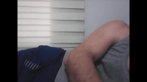 Snapshot of screw2 chatting on 03.29.26 Evren online show from 03.29.26