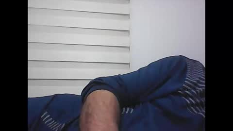 Snapshot of screw2 chatting on 04.02.26 Evren online show from 04.02.26