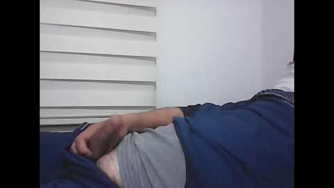 Snapshot of screw2 chatting on 04.05.26 Evren online show from 04.05.26