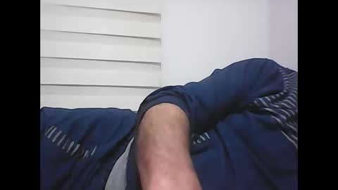 Snapshot of screw2 chatting on 04.13.26 Evren online show from 04.13.26