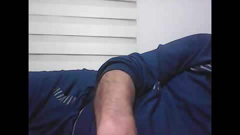 Snapshot of screw2 chatting on 04.23.26 Evren online show from 04.23.26