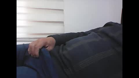 Snapshot of screw2 chatting on 04.26.26 Evren online show from 04.26.26