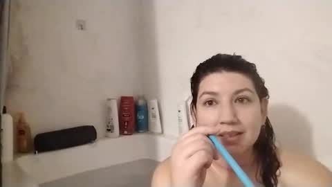 Danni online show from 12.25.24