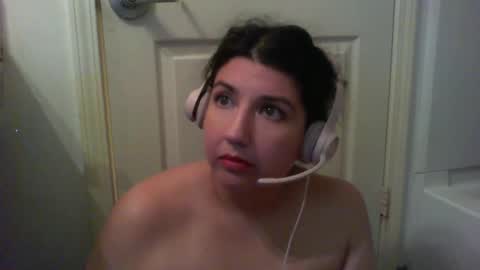 Danni online show from 10.15.25